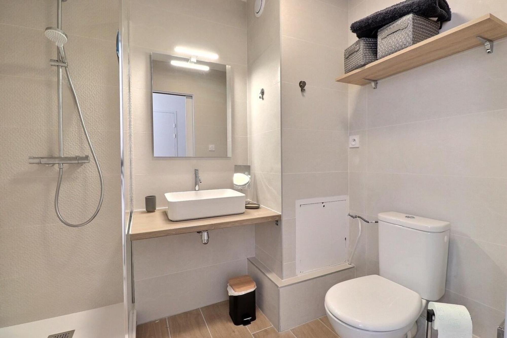La Douce Parenthese - Studio With Garage - Lyon 4Th Экстерьер фото